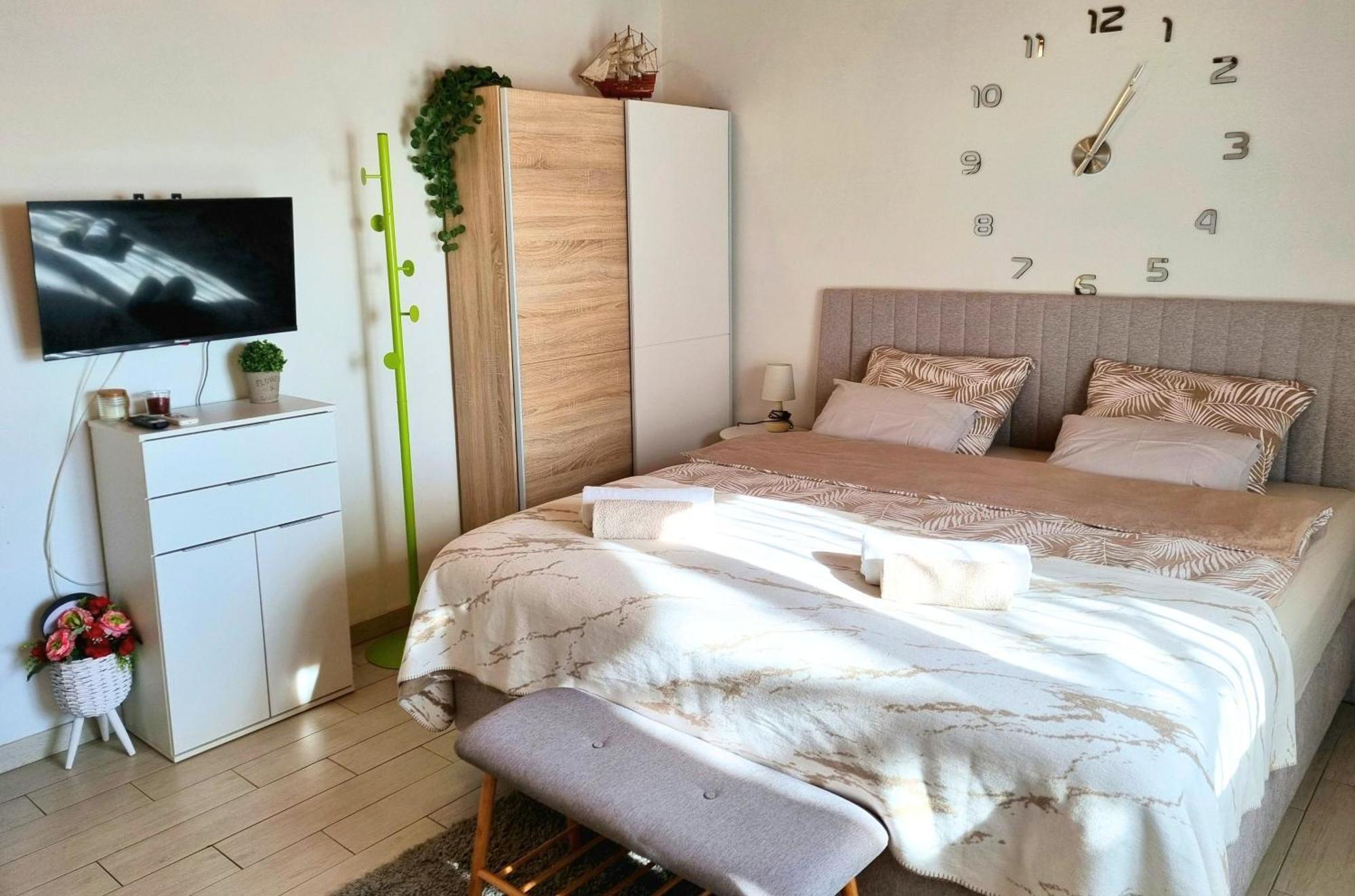 Studio Apartment Lino Skrbčići Bagian luar foto